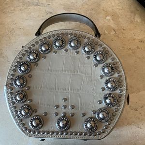 LEATHER CIRCLE BAG